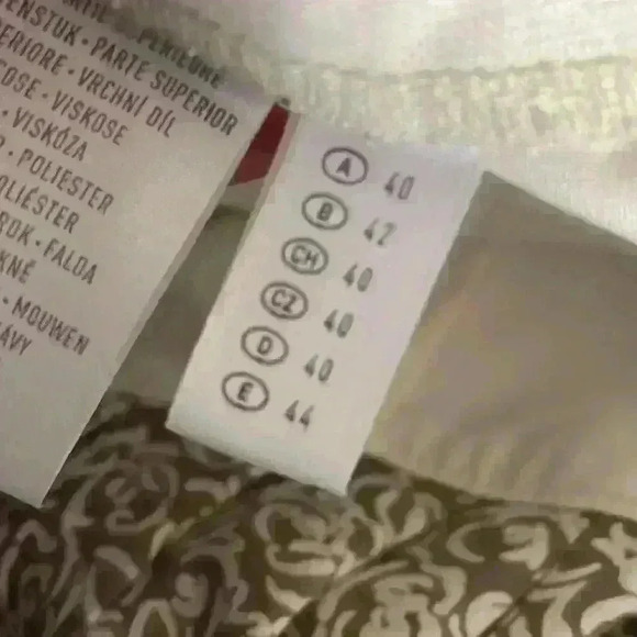 Landhaus C&A Naturally German Oktoberfest Dress Size 14 - Picture 8 of 10